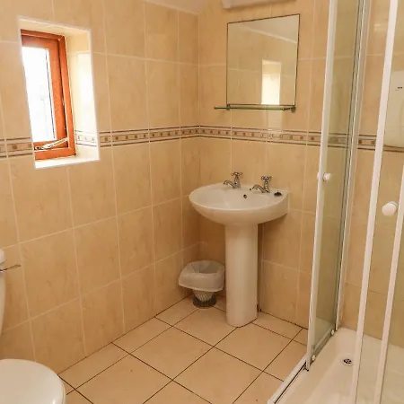 13 Leisure Village, Sneem