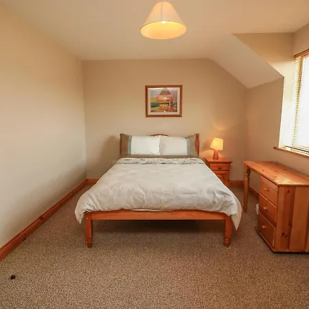 13 Leisure Village, Casa de Férias *