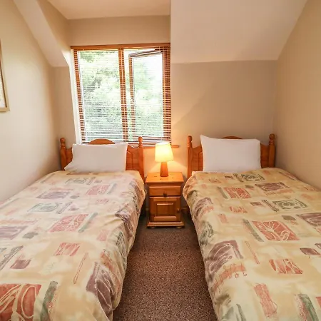 13 Leisure Village, Sneem
