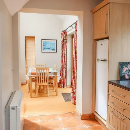 Holiday home 13 Leisure Village,