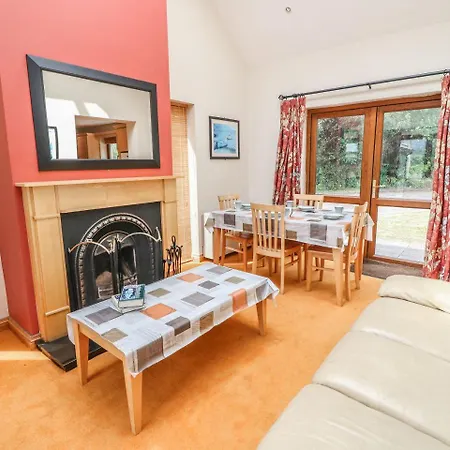 Holiday home 13 Leisure Village, Sneem